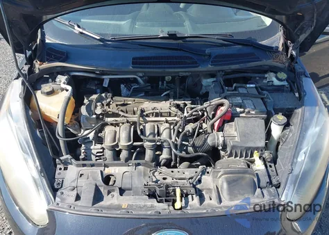 2015 Ford Fiesta Se z USA, uszkodzony, nr VIN 3FADP4EJ3FM111529